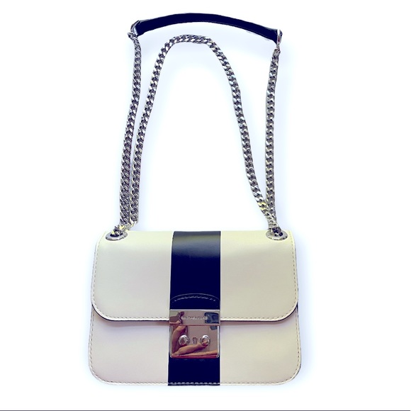 PRICE DROP!❤️Brand New Michael Kors Center Stripe Black and White Leather Bag - Picture 2 of 13